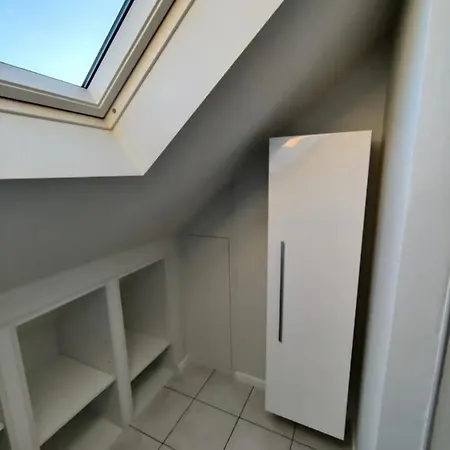 Bel-etage - Free Parking - Entire Floor