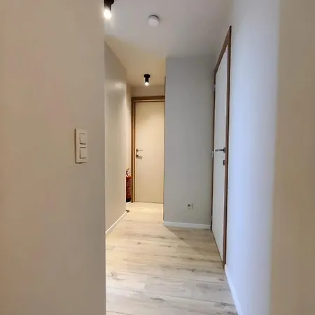 Bel-etage - Free Parking - Entire Floor בית אירוח